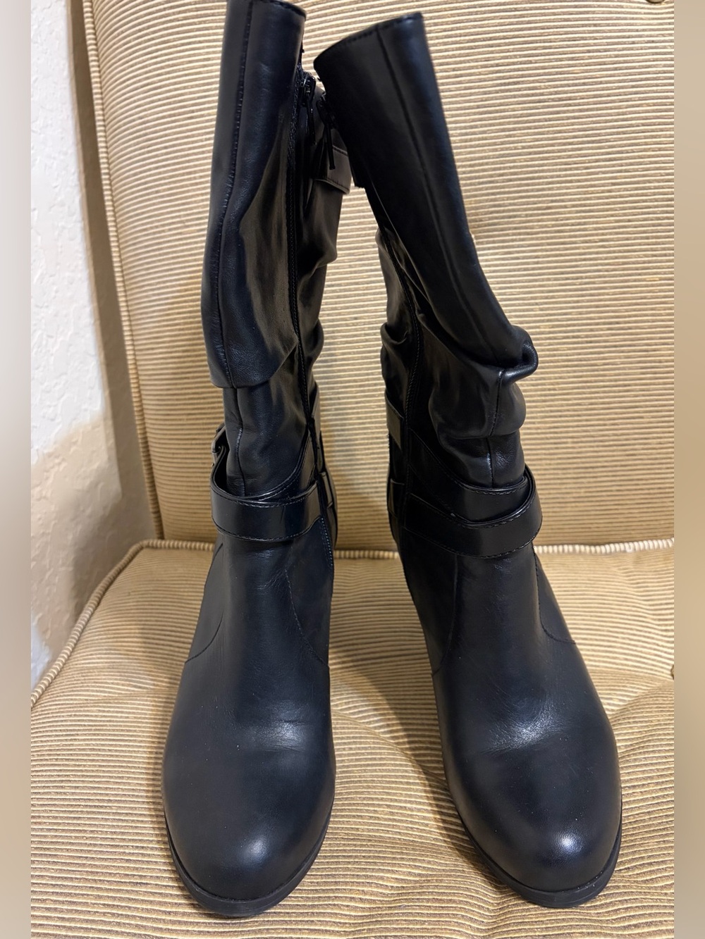 Kelly & Katie Women’s Christy Black Leather Slouch Boot - Size 7.5 - Picture 10 of 16